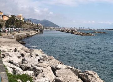 italy/pompeii/attraction/salerno-seafront