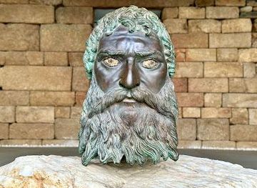 bulgaria/stara-zagora/attraction/tomb-of-seuthes-iii