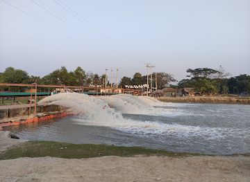 bangladesh/khulna/attraction/bhobodho-21-vent-sluice-gate