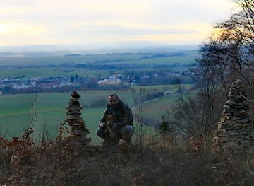 czechia/north-bohemia/attraction/stone-rows-near-kounov