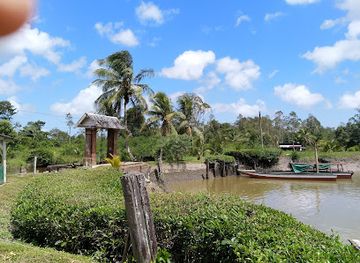 suriname/commewijne-district/attraction/plantage-bakkie