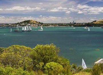 new-zealand/auckland/attraction/auckland-scenic-tours