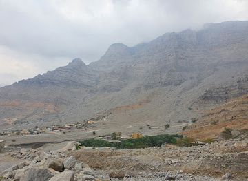 united-arab-emirates/jebel-jais/attraction/wab-alhnbar-abdallah-lhmwdy