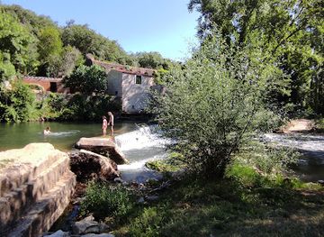 portugal/tomar/attraction/praia-fluvial-do-sobreirinho