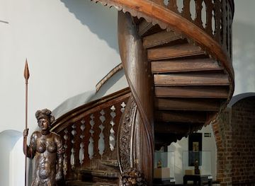 poland/torun/attraction/muzeum-sztuki-dalekiego-wschodu-w-kamienicy-pod-gwiazda