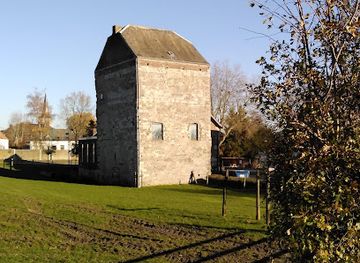 belgium/hainaut/attraction/tour-du-vieux-chateau