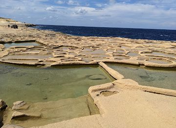 malta/gozo-citadel/attraction/world-record-rock