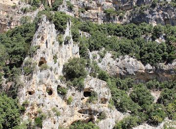 france/ardèche-gorges/attraction/cirque-de-gaud
