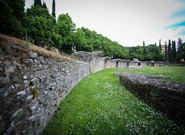 italy/arezzo/attraction/roman-amphitheatre-of-arezzo