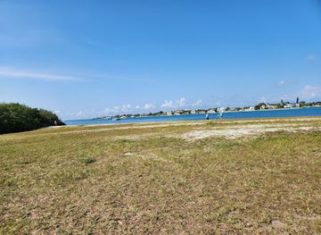 florida/sarasota-beaches/attraction/ted-sperling-park-nature-trail