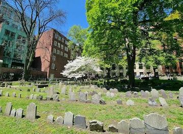 massachusetts/boston/attraction/granary-burying-ground