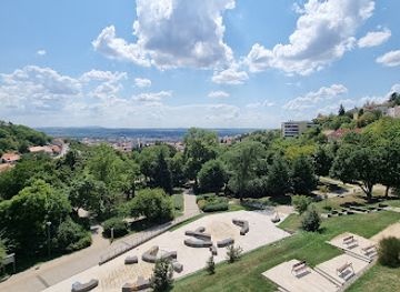 hungary/pecs/attraction/pinter-botanical-garden