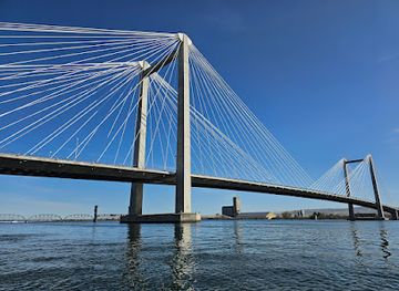 washington/the-tri-cities/attraction/cable-bridge