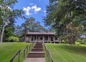 mississippi/natchez-national-historical-park/attraction/mount-locust-information-center