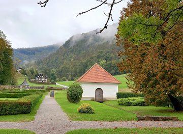 slovenia/southeast-slovenia/attraction/polhov-gradec-castle