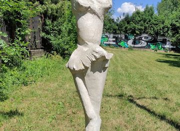 slovakia/presov/attraction/park-of-statues-near-the-amphitheatre