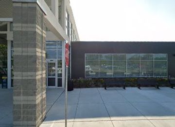 illinois/bolingbrook/attraction/pelican-harbor-water-park