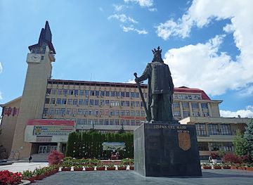 romania/vaslui/attraction/stephen-the-great-s-monument
