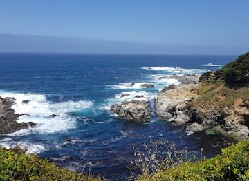 california/carmel-by-the-sea/attraction/bird-rock-vista-point