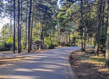 maine/bar-harbor/attraction/pretty-marsh-picnic-area