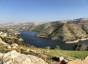 jordan/jerash/attraction/sad-al-malik-talal