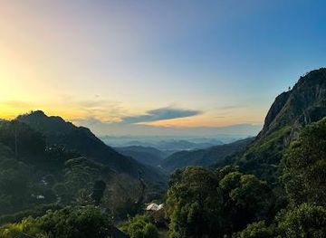 sri-lanka/ella/attraction/ella-rock-trailhead