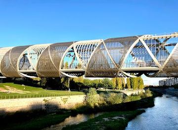 spain/madrid/attraction/puente-de-arganzuela