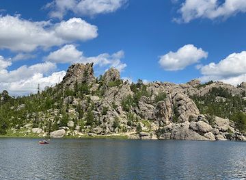 south-dakota/mount-rushmore/attraction/sunday-gulch-trailhead