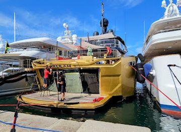 france/saint-tropez/attraction/quais-du-vieux-port-de-saint-tropez