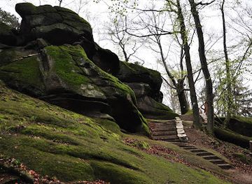 poland/karkonosze-mountains/attraction/hollow-rock