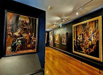 portugal/porto/attraction/mmipo-museu-da-misericordia-do-porto