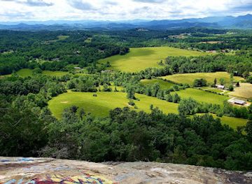 south-carolina/blue-ridge-mountains/attraction/glassy-mountain-heritage-preserve