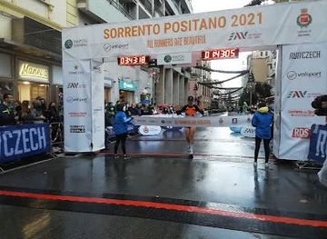 italy/pompeii/attraction/piazza-angelina-lauro