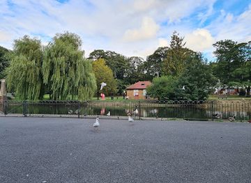 united-kingdom/bedfordshire/attraction/wardown-park