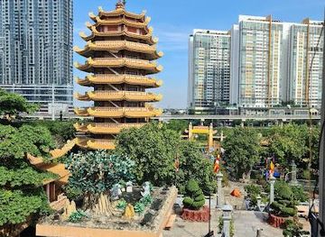 vietnam/ho-chi-minh-city/attraction/phap-vien-minh-dang-quang