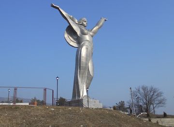 armenia/dilijan-national-park/attraction/mother-armenia