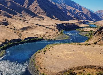 oregon/wallowa-mountains/attraction/winding-waters-river-expeditions