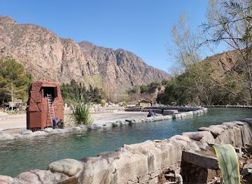 argentina/cuyo/attraction/termas-de-cacheuta