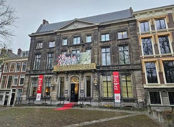 netherlands/the-hague/attraction/escher-in-the-palace