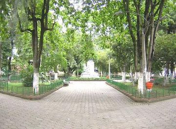 colombia/medellin/attraction/parque-de-boston