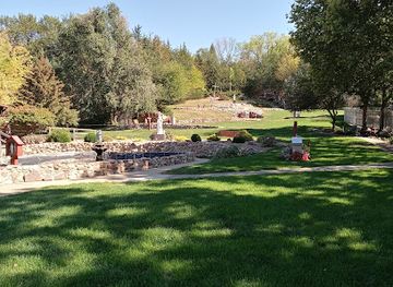 south-dakota/lewis-and-clark-recreation-area/attraction/house-of-mary-shrine