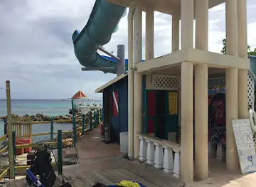 Jamaica Scuba Divers