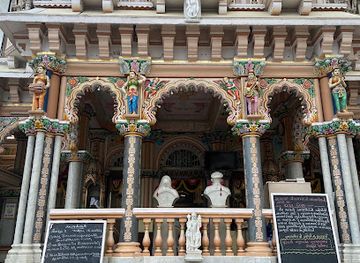 india/konkan-coast/attraction/babu-amichand-panalal-adishwarji-shwetambar-jain-temple