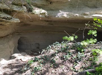 slovakia/zahorie/attraction/jaskyna-v-pieskovci