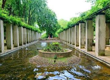 france/paris/attraction/parc-de-bercy