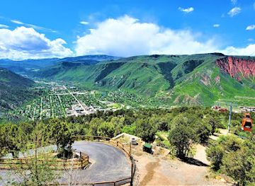 colorado/glenwood-springs/attraction/glenwood-caverns-gondola-base