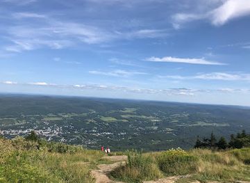 massachusetts/mount-greylock-state-reservation/attraction/mount-greylock