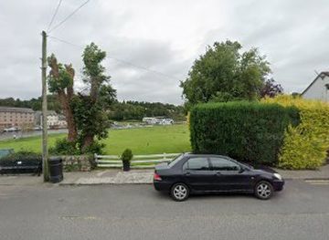 ireland/county-carlow/attraction/tinnahinch-barrow-river-tow-path