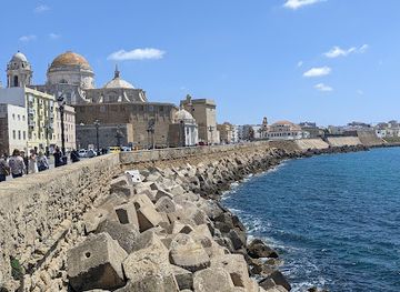 spain/cadiz/santa-maria/attraction/cadiz-centro-comercial-abierto