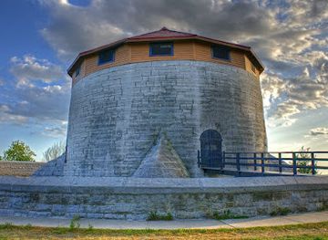 canada/kingston-and-the-islands/attraction/murney-tower-museum-national-historic-site-of-canada